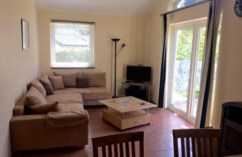 Ferienhausgebiet Hillenseifen Casa | Detached bungalow with dishwasher in a green area