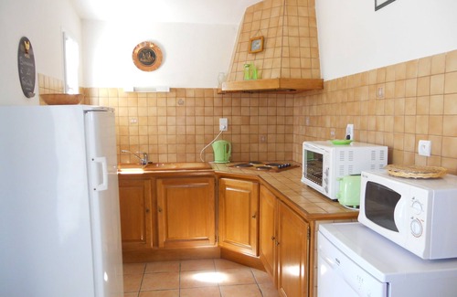 Bessas Casa | Casa independiente, parque infantil, tenis de mesa, piscina climatizada, petanca, gimnasio