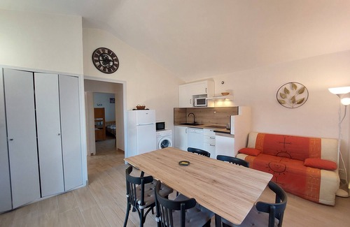 Bessas Casa | Casa independiente, parque infantil, tenis de mesa, piscina climatizada, petanca, gimnasio