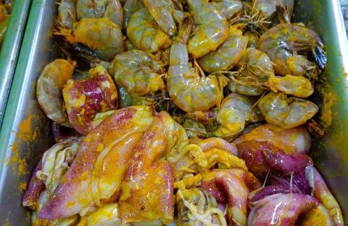 Pulau Lang Tengah Complejo | DEWATI ROOMSTAY B&B