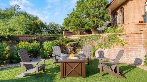 Turquoise Hills Casa | Diamondback by AvantStay Luxury Retreat Pool