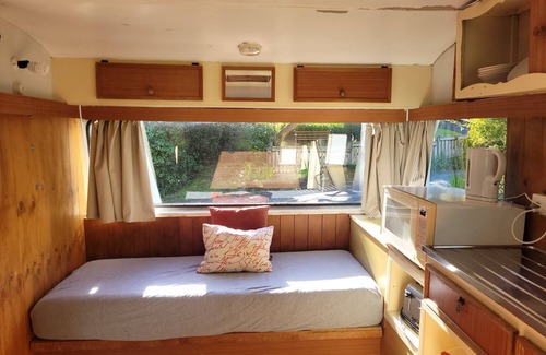 Thames Otro | Dickson Holiday Park
