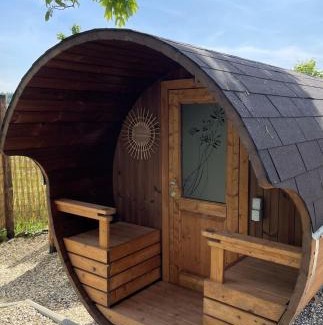 Reichswalde Apartamento | Die Idyllische - Ferienwohnung mit Garten und Sauna