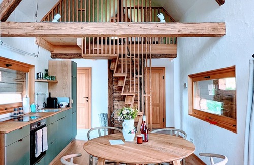 Stainz Chalet De Esquí | dieKELLERSTÖCKL - typical styrian chalet in the Schilcher wine region