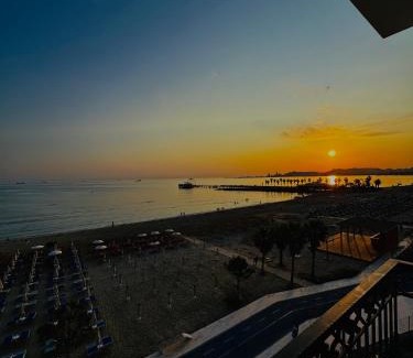 Durres Hotel | DIELL HOTEL
