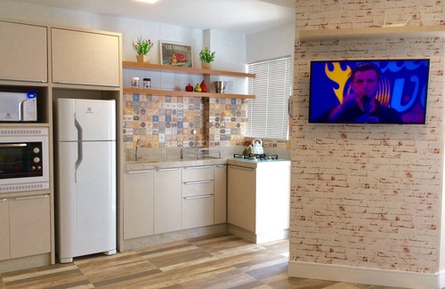 Centro Apartamento | TURISTAS BETO CARREIRO excelente ajuste London Bal Camboriú, a 180 m del paseo marítimo,