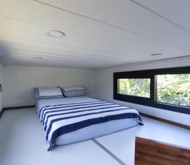 Dikili Otro | Dikili ZeyTiny House