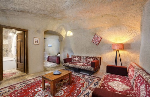 Ayvali Hotel | Dilek Tepesi Cave Hotel