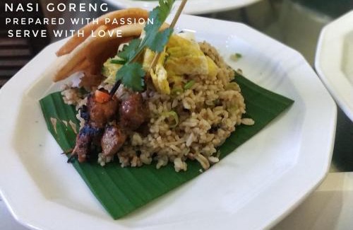 By Pass Ngurah Rai Cama Y Desayuno | Dim House Jimbaran
