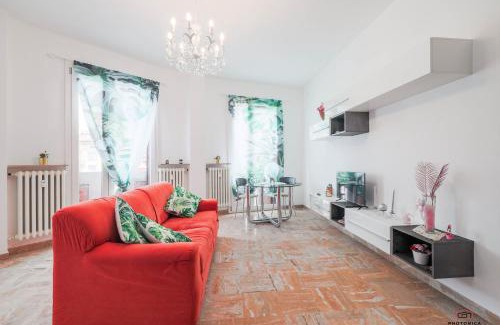 Forli Apartamento | Dimora Chic nel cuore di Forlì , Wi-Fi , Parcheggio