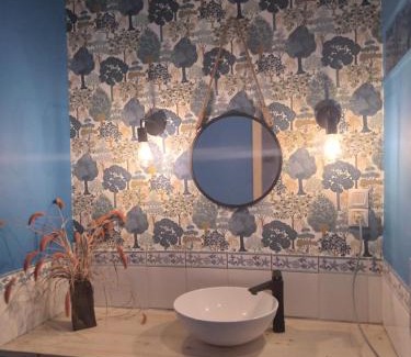 Awagne Casa | DINANT La Bergeronnette avec la chaleur du feu de bois et le jardin