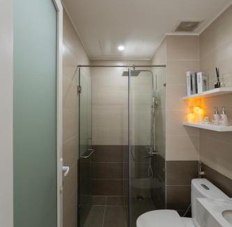 Thu Thiem Apartamento | DingD0ng Suites - The Sun Avenue - Free Pool & Gym