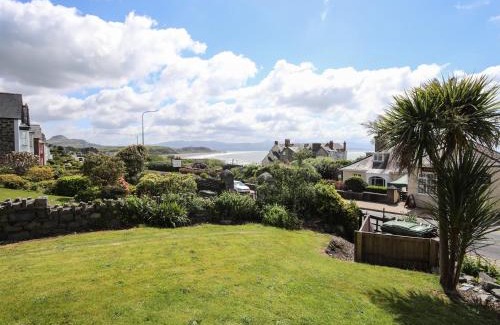 Criccieth Apartamento | Dinlle