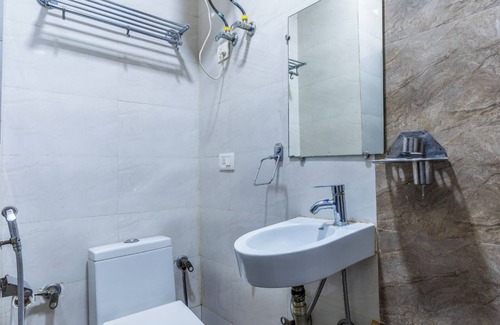 Dwarka Hotel | DIPLOMAT REGENCY