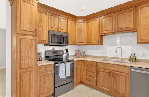 Vero Beach Casa | Direct water access! Watch the dolphins and manatees in the back yard.