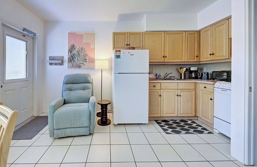 Golden Beach Condominio | Directly on the Gulf - Unit 4 - 1 Bedroom - Ground Floor - Sleeps up to 6]