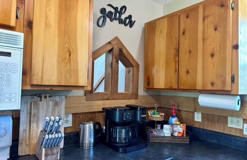 Biloxi Cabina | Disc golf, kayaks, or fish on private Cabin! Near stores, casinos, beaches!