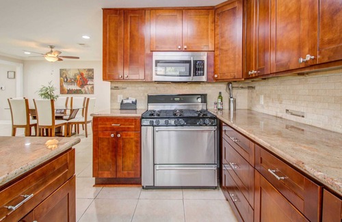 Westbury Casa | Discounted! Houston Gem| Explore Houston's Best