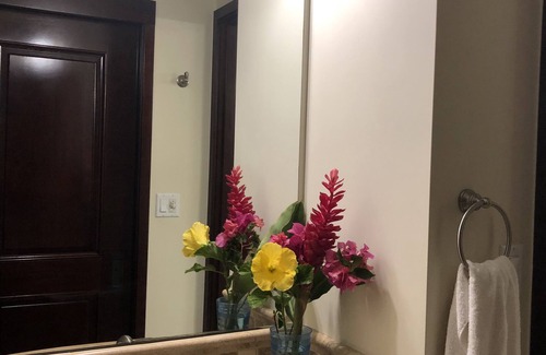 Wailua Complejo | Discounted Luxury Condo at Waipouli Beach Resort