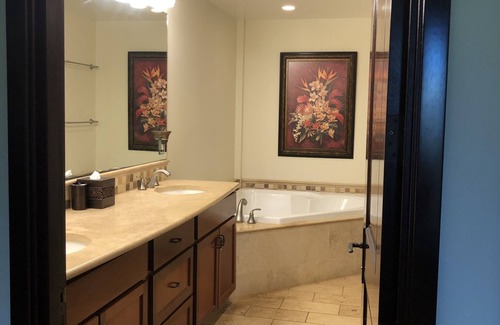 Wailua Complejo | Discounted Luxury Condo at Waipouli Beach Resort