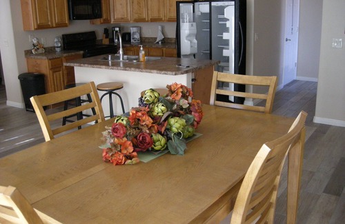 Mesquite Condominio | TRANQUILO, Ubicación central. Piscina exterior.