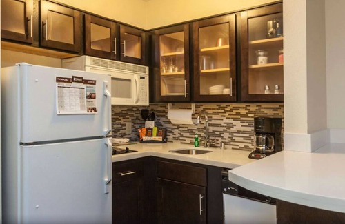 Acres Green Casa | Discover Denver South's Adventures! Three Spacious Suites with Full Kitchens!
