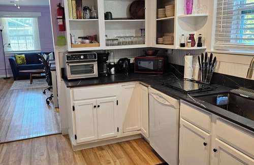 Long Beach Casa | Discover Gulf Coast/Long Beach 2 bdrm/1 bath Oasis