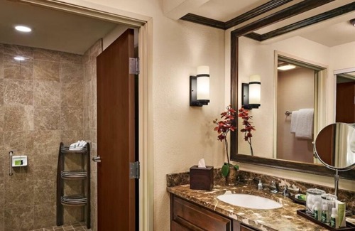 Gainey Village Villas Casa | Discover Ideally Located Suites in Gainey Ranch AZ w/ Free Parking & Breakfast!