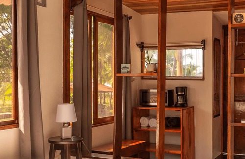 Parrita Complejo | Discover the serene beauty of a hotel on the beach in Costa Rica Playa Palo Seco