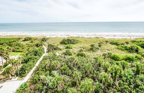 Banana River Estates Complejo | Discovery Beach Resort - Spacious 2 Bedroom W/ Full Kitchen