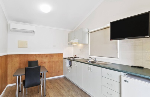 Coogee Hotel | Discovery Parks - Coogee Beach