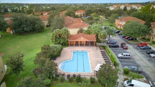 Crestwynd Bay Casa | Disney-area 4br Retreat Relax & Swim By The Pool