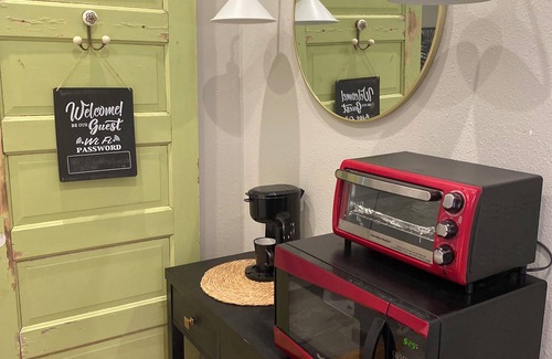 Land O' Lakes Apartamento | Disney,Busch Gardens,Beautiful Beaches 1-bedroom studio, 15 minutes from Tampa.