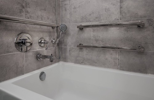 Bay Lake Hotel | Disney's Contemporary Resort