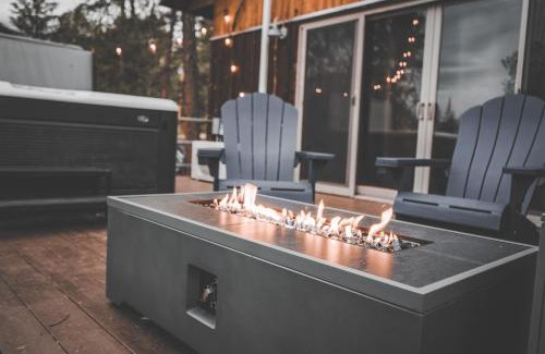 Lead Casa | Divided Sky Cabin