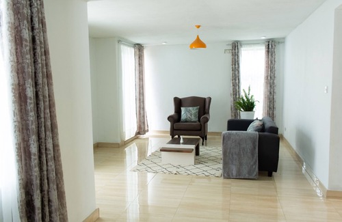 Lilongwe Cama Y Desayuno | Divine Heights Bed & B Area 43 Lilongwe