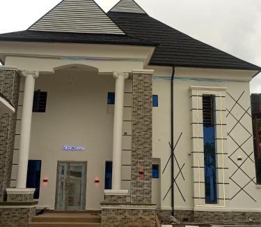 Umuahia Hotel | Divine Villa and Resort Guest House PLOT 35 Umuezeukwu Road, Oboro, Ikwuano LGA,Abia State