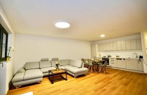 Meidling Apartamento | DM & S Apartment