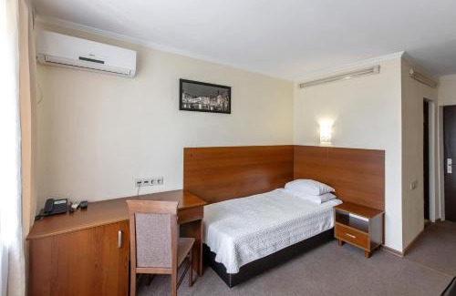 Dnipro Hotel | Dnepropetrovsk Hotel