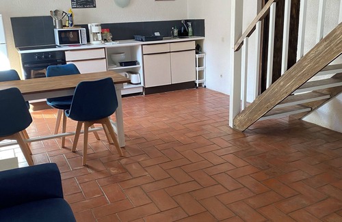 Sainte-Colombe-de-Villeneuve Cabaña | Domaine de Villot-la Colombe Gîte au Calme à la Campagne Ideal Pour Famille