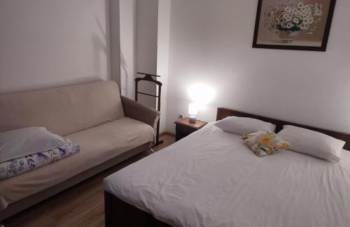 Mukachevo Apartamento | DOBA - Центр 1 кім 4 міс Завжди тепла !