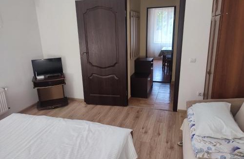 Mukachevo Apartamento | DOBA - Центр 1 кім 4 міс Завжди тепла !