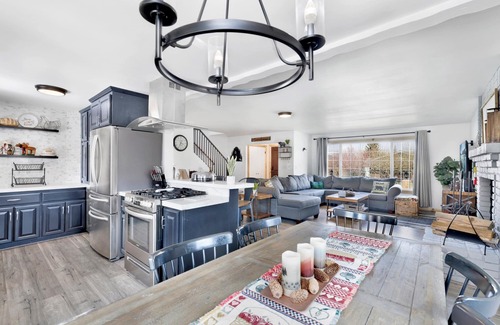 Big Bear City Cabina | Doble Your Pleasure #2127