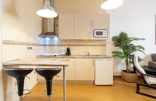 Ensanche Centro Apartamento | Dobo Málaga Puerto