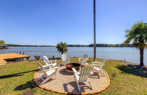 Milledgeville Casa | Dock and Fire Pit Stunning Lake Sinclair Home!