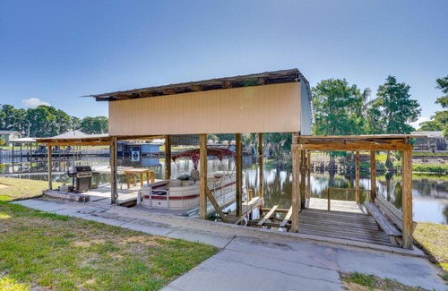 Fedhaven Casa | Dock and Grill Waterfront Florida Vacation Rental!