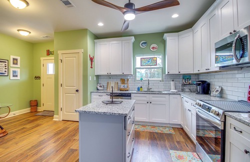 Midway Casa | Dock & Fire Pit: Waterfront Midway Retreat!