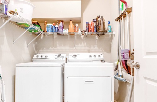 Johns Island Casa | Dog-Friendly 30-Day Rental Two-Story Home w/Free WiFi, Balcony, Washer/Dryer