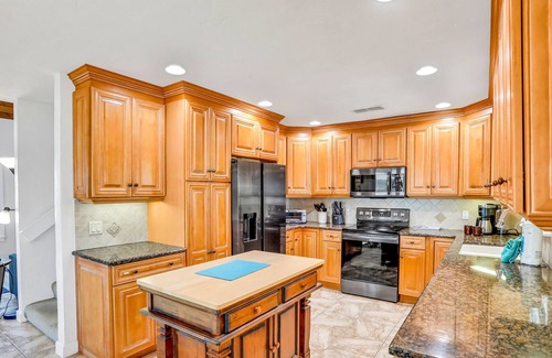 Painters Hill Casa | Dog-friendly beachfront home with beach access, decks, grill, fireplace, W/D, AC