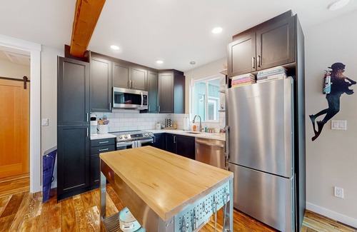 Pacific City Casa | Dog-friendly, brand-new shipping container home, steps from the beach